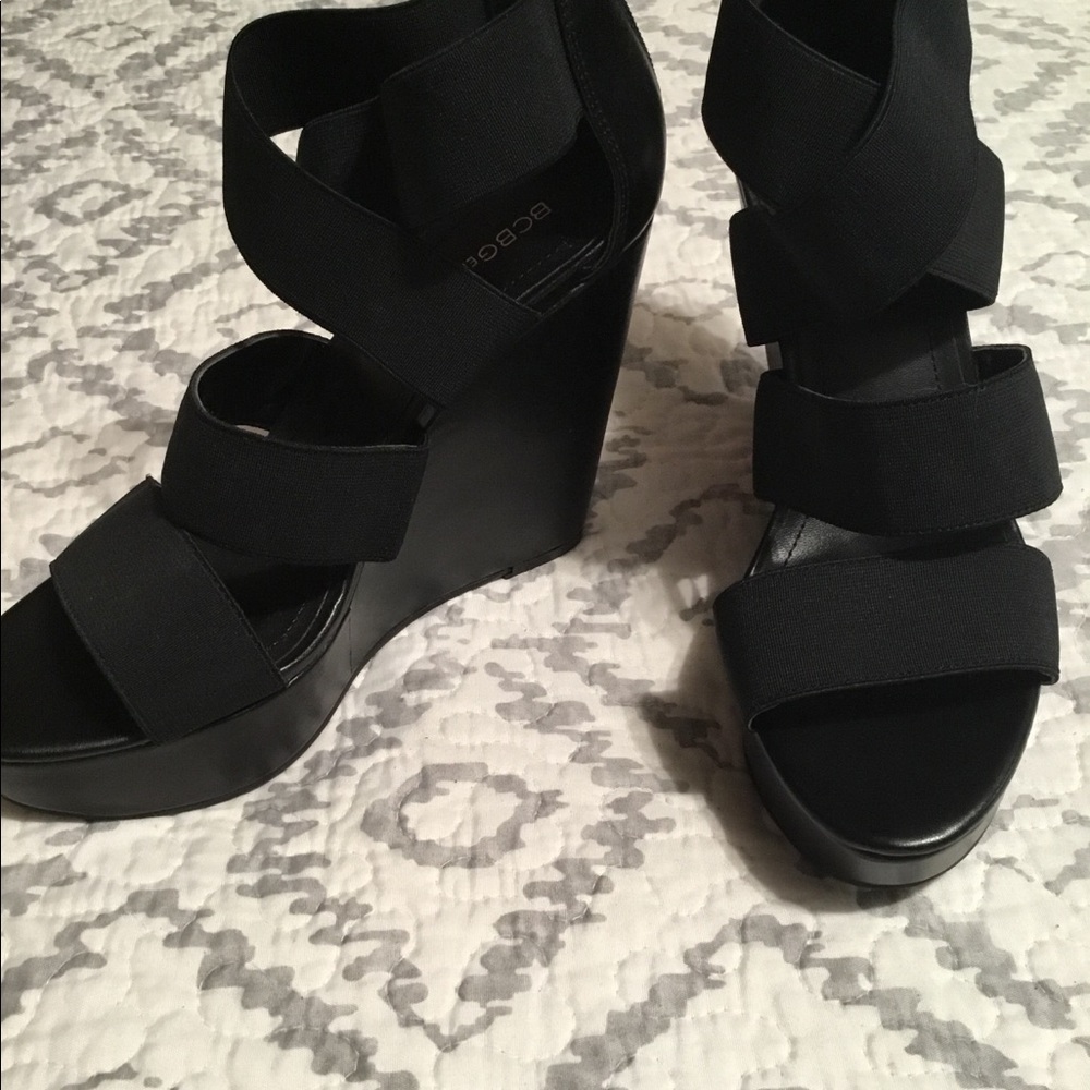 BCBGeneration black wedges
